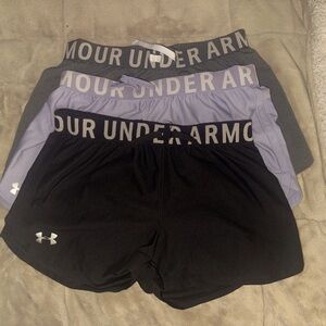 Under armor 3 pack shorts YLG / small